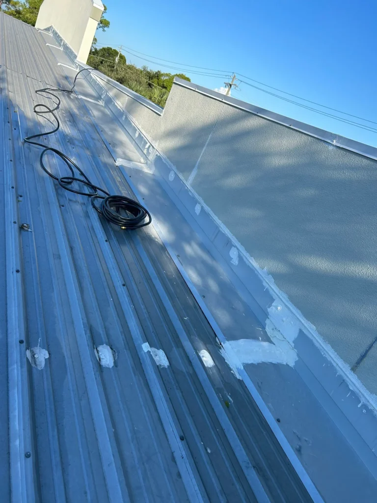 Commercial Building Metal Roof Repair